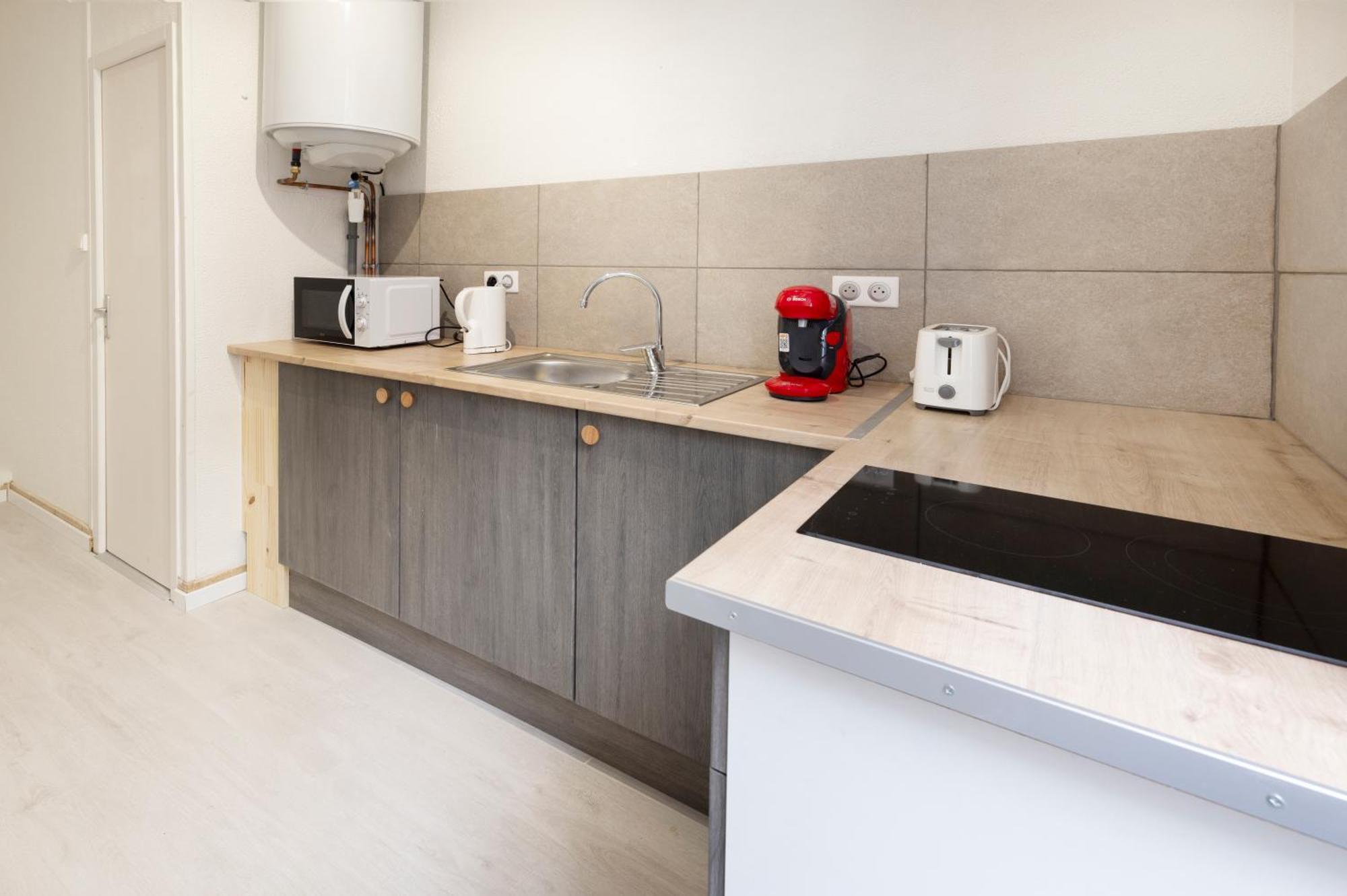 Ld-Location Hotel Монлюсон Екстер'єр фото