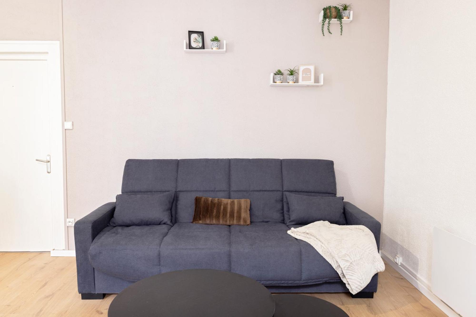 Ld-Location Hotel Монлюсон Екстер'єр фото